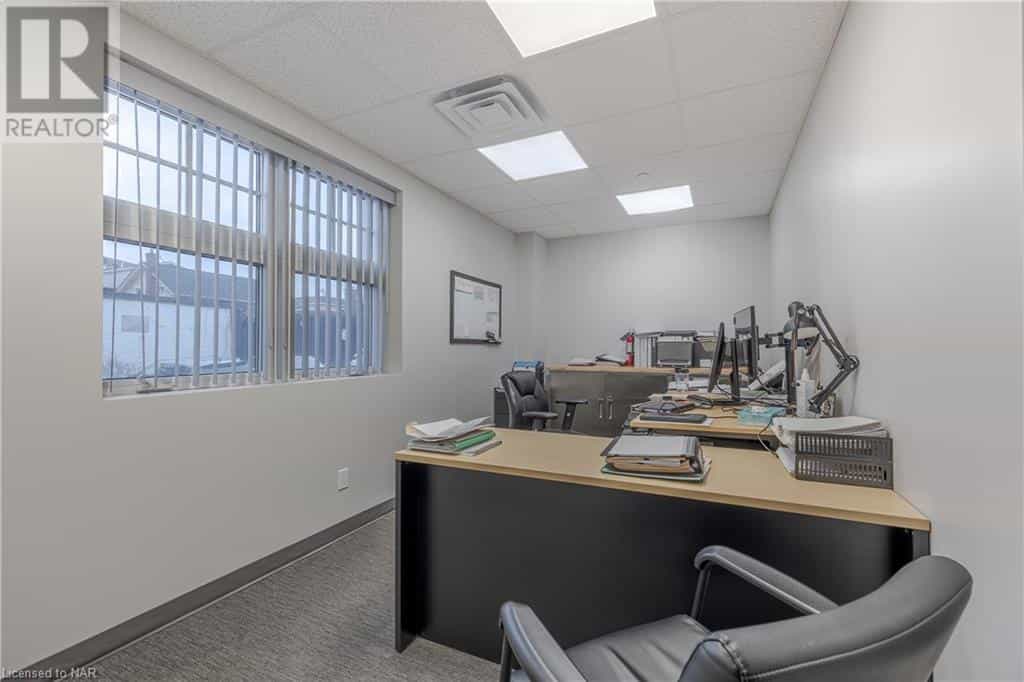 Office in Thorold, Ontario 12488399