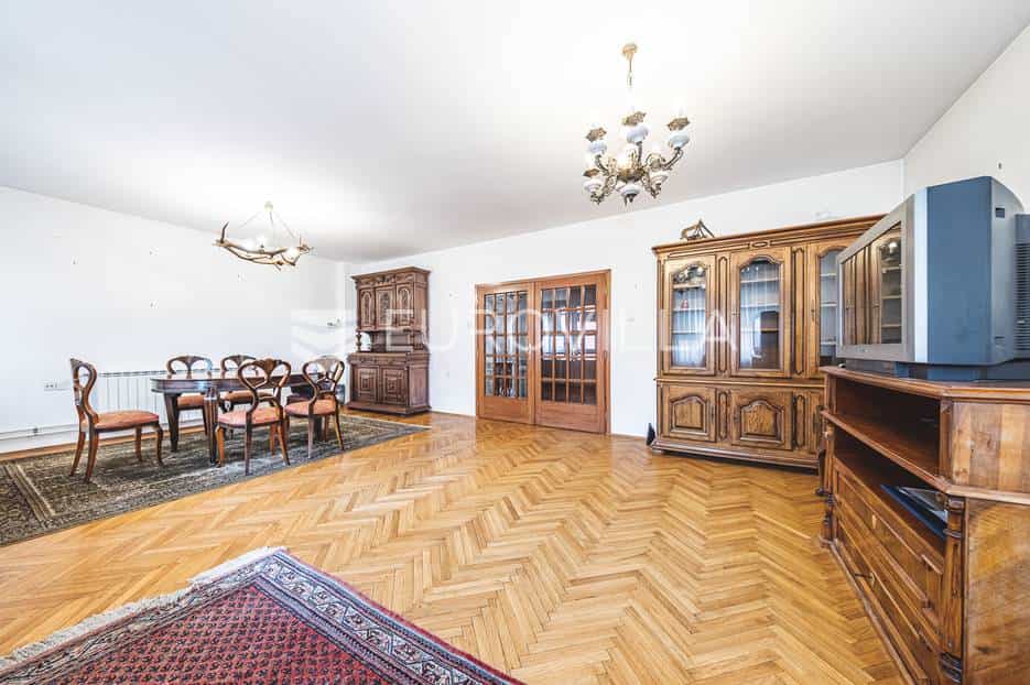casa en Gornji Bukovec, Zagreb, Grad 12488883