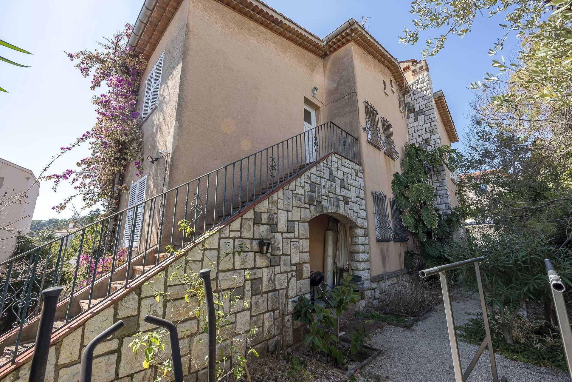 Haus im Saint-Jean-Cap-Ferrat, Provence-Alpes-Côte d'Azur 12490084