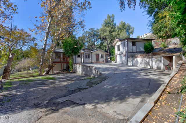 Будинок в Shadow Hills, California 12490656