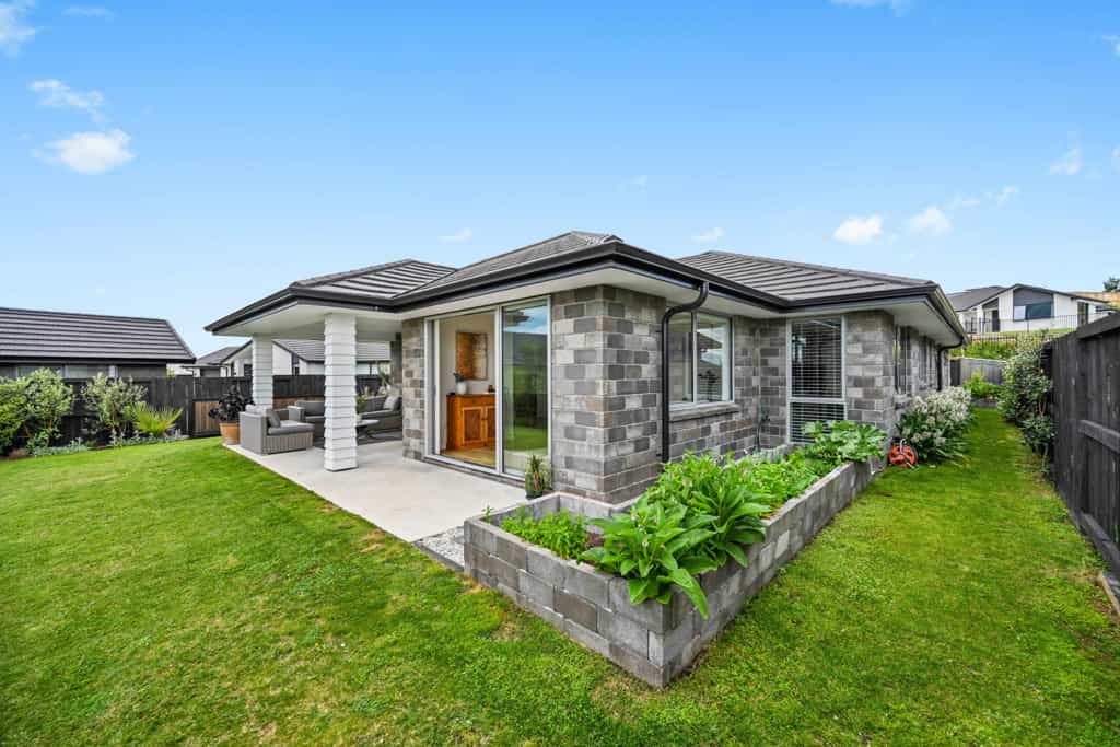 Condominio en Hamilton, Waikato 12490936