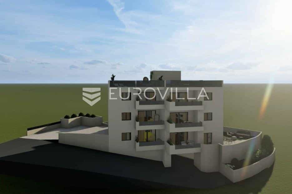 Condominium dans Liveli, Splitsko-Dalmatinska Zupanija 12495834
