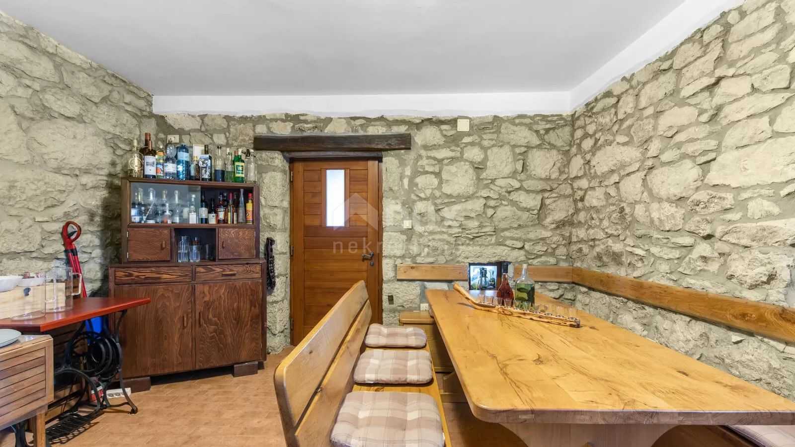 Dom w Pićan, Istria County 12495887