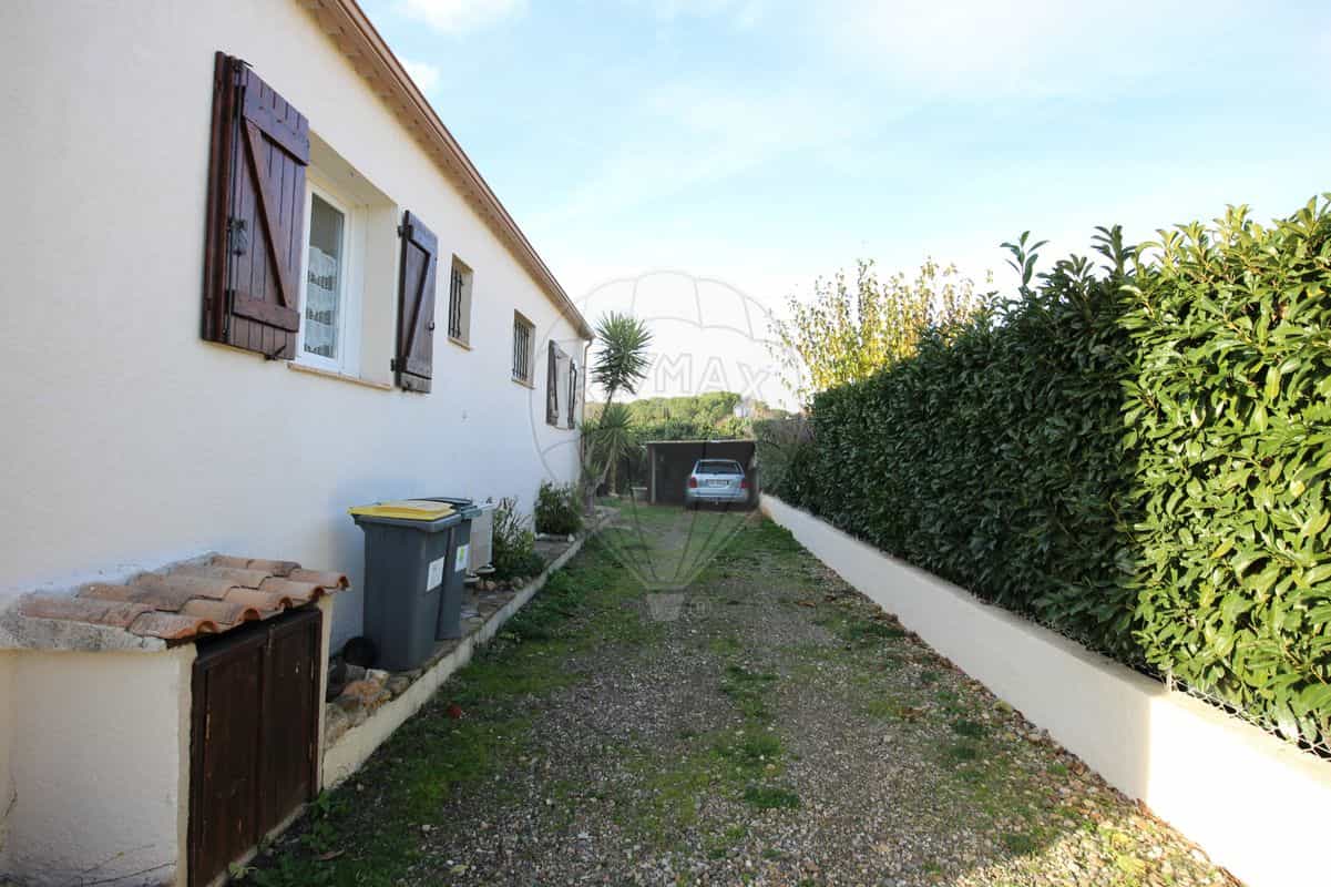 房子 在 Pouzolles, Occitanie 12497000