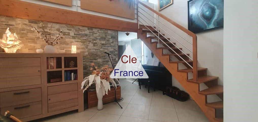 rumah dalam Montembœuf, Nouvelle-Aquitaine 12497081