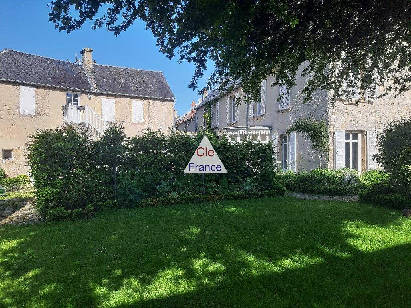 بيت في Arromanches-les-Bains, نورماندي 12497124