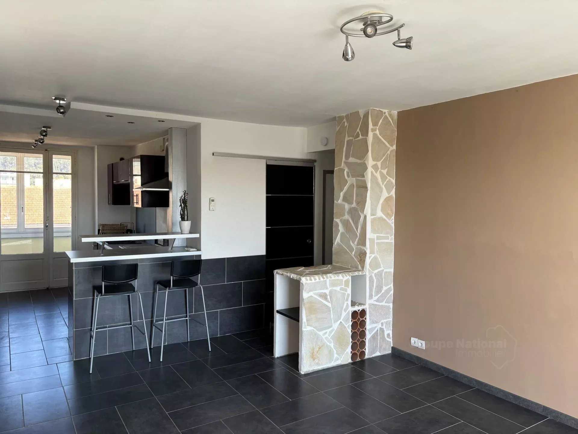 Condominium in La Valette-du-Var, Provence-Alpes-Cote d'Azur 12499008