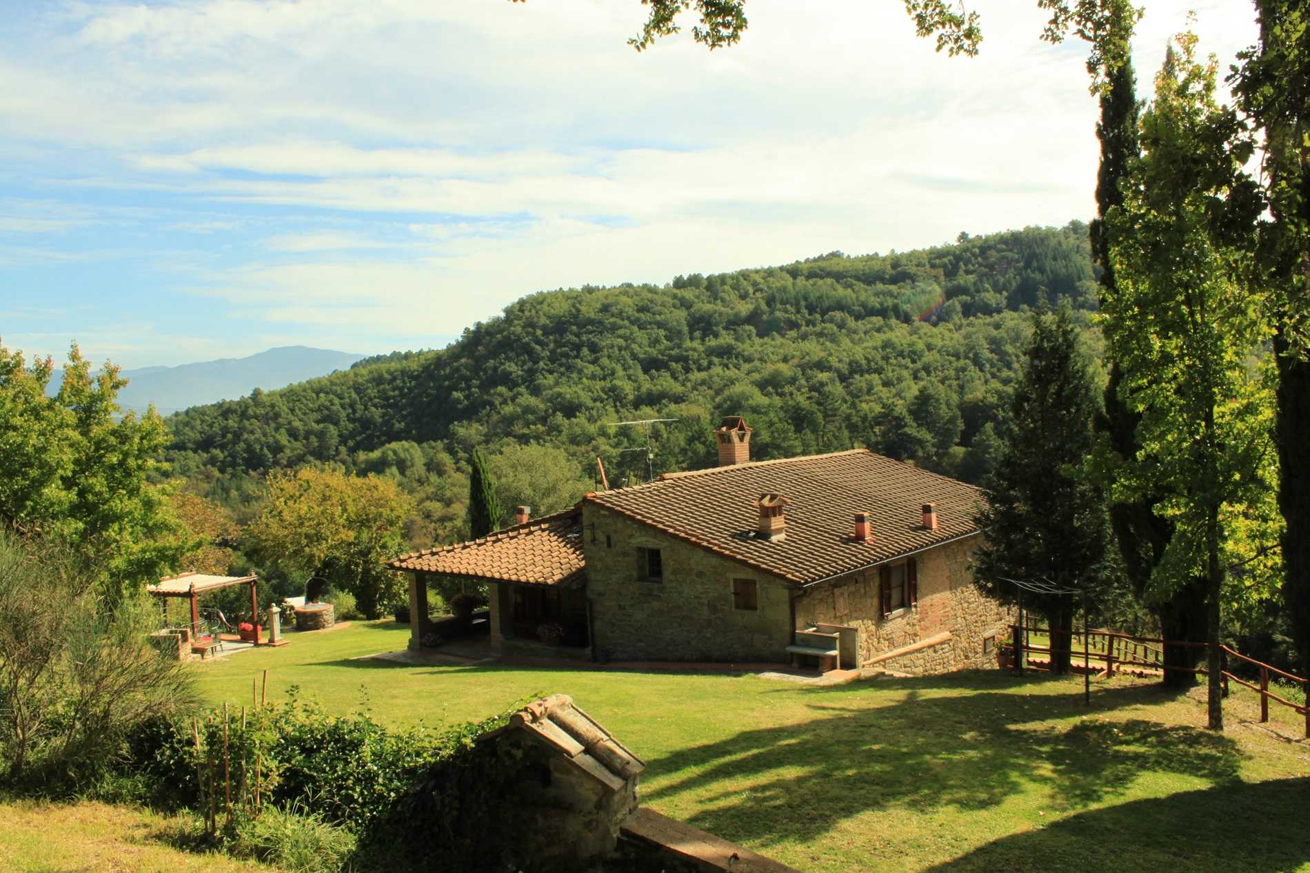 Talo sisään Poppi, Toscana 12499041