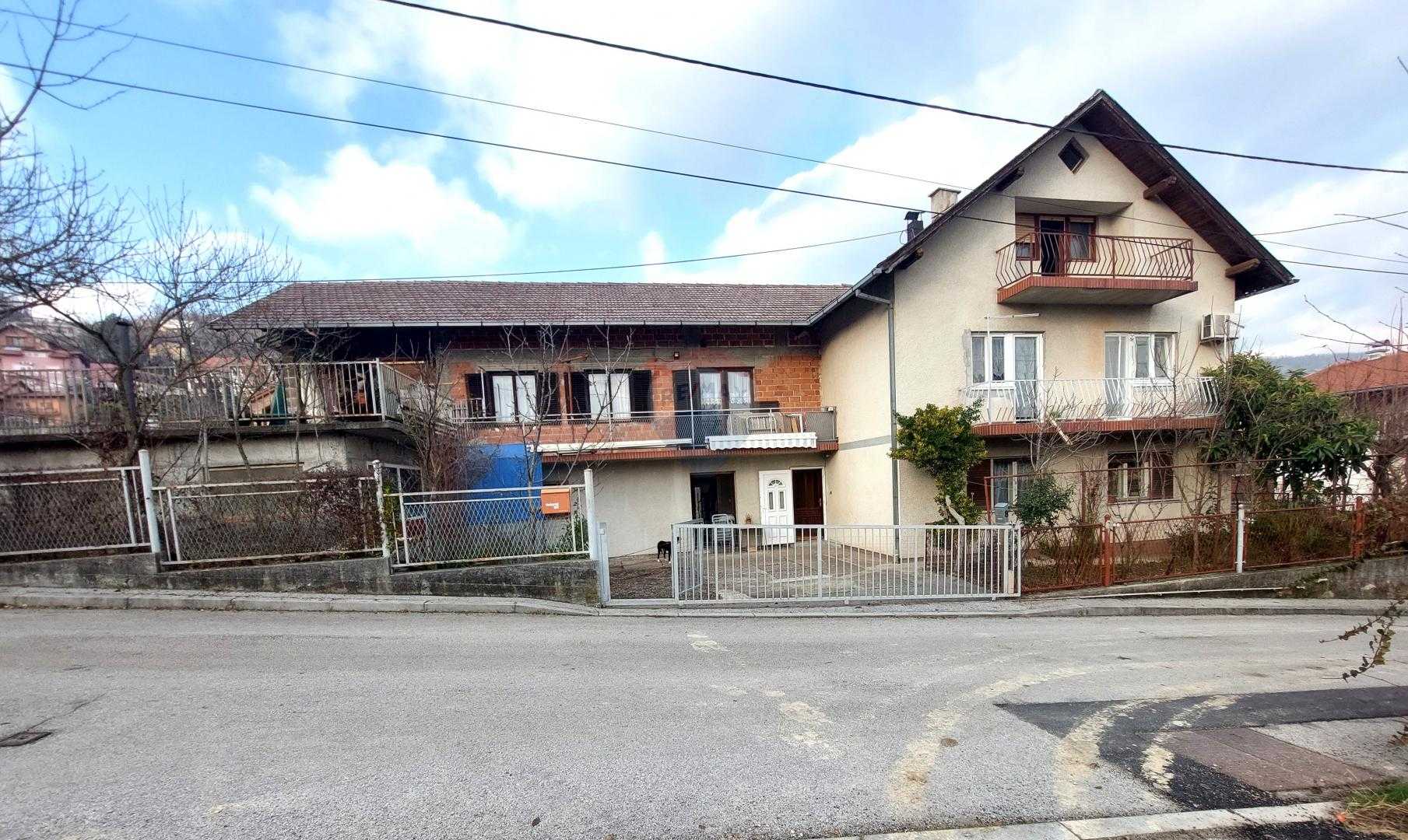Casa nel Spansko, Zagabria, Laurea 12499970