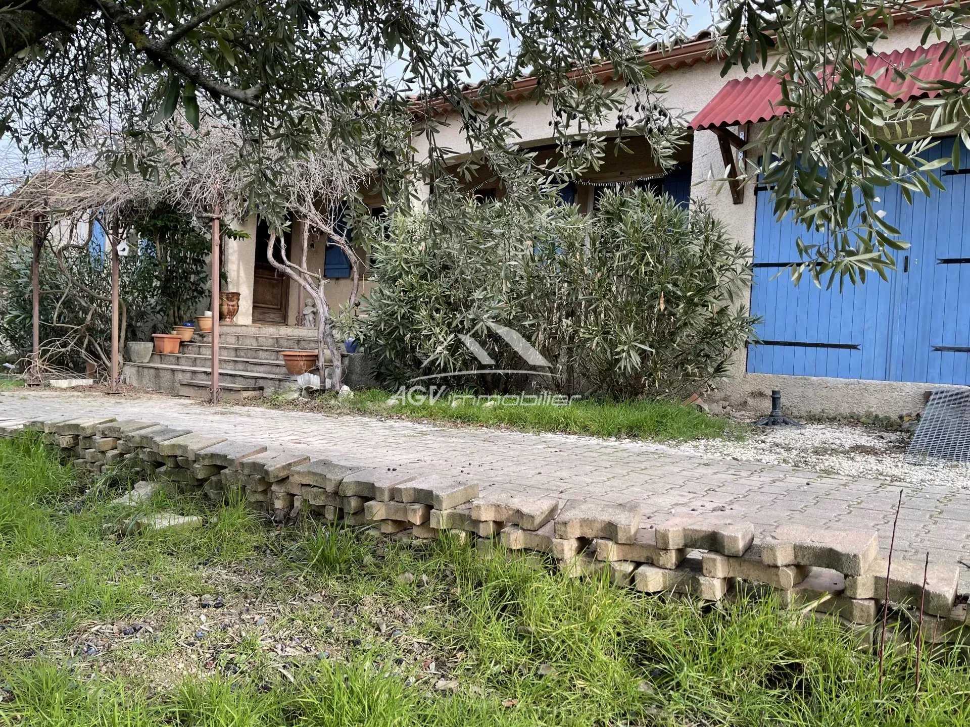 жилой дом в Alès, Gard 12500424