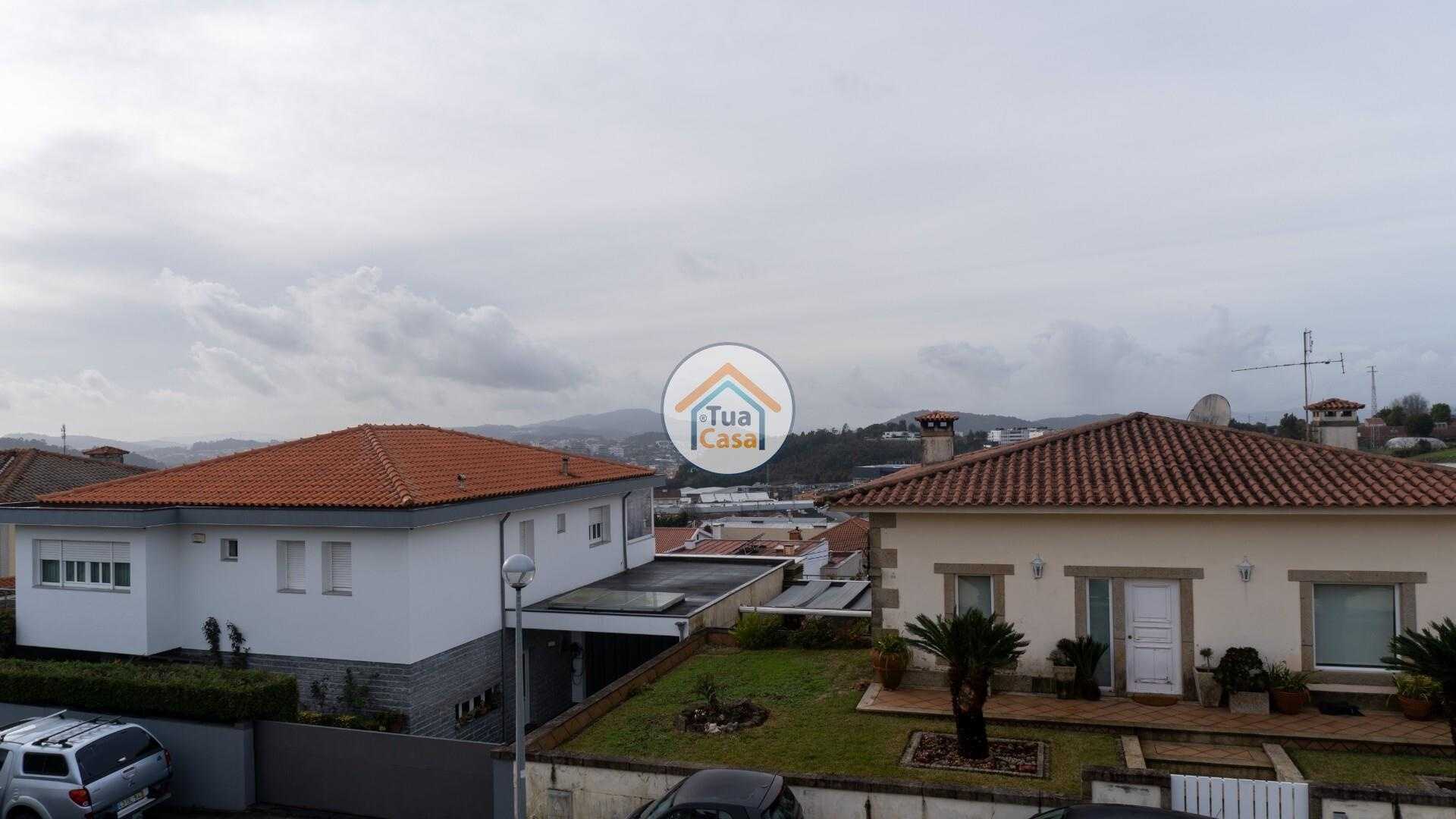 жилой дом в Braga, Braga 12500746