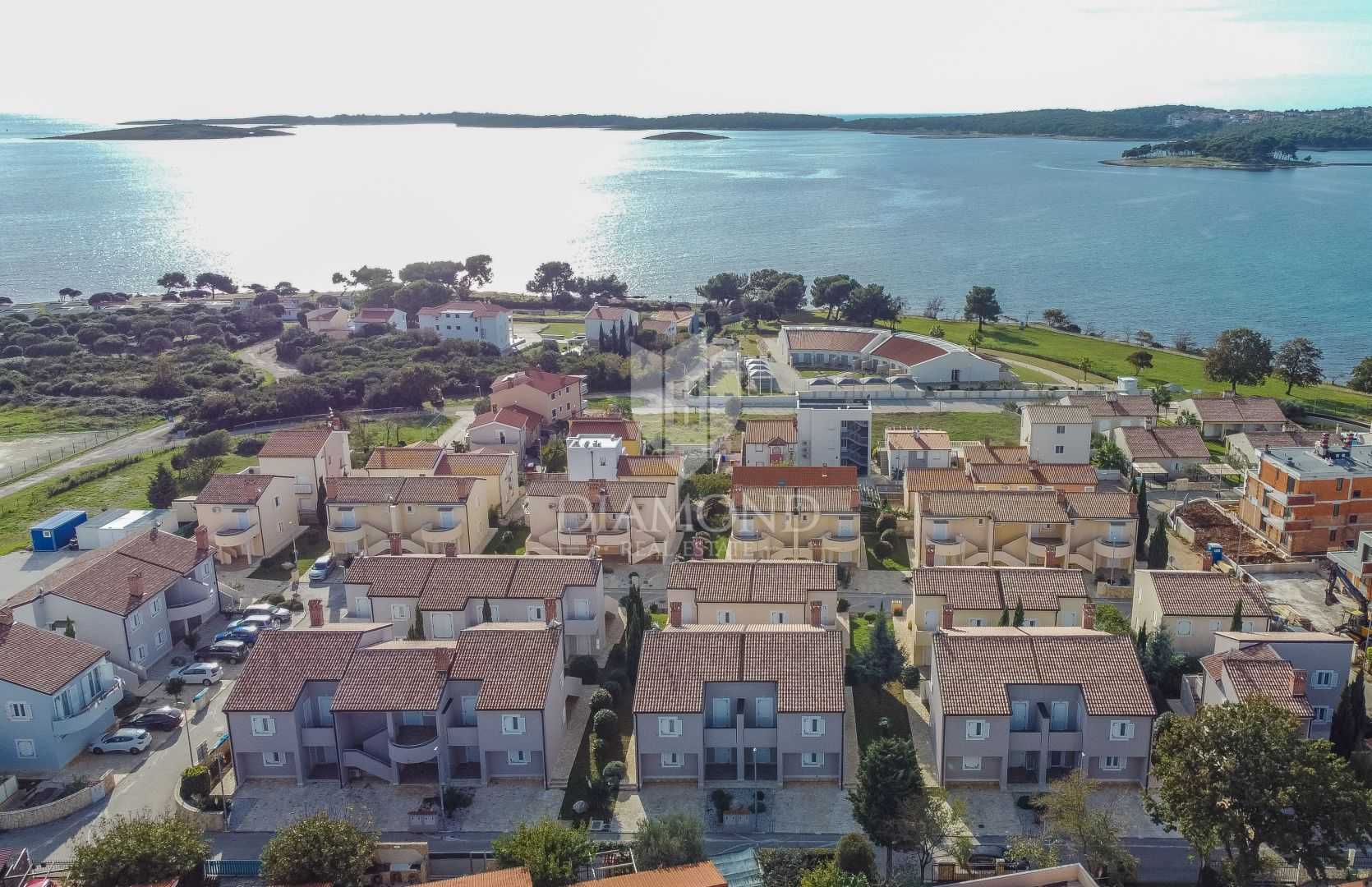 Condominium in Medulin, Istria County 12500876