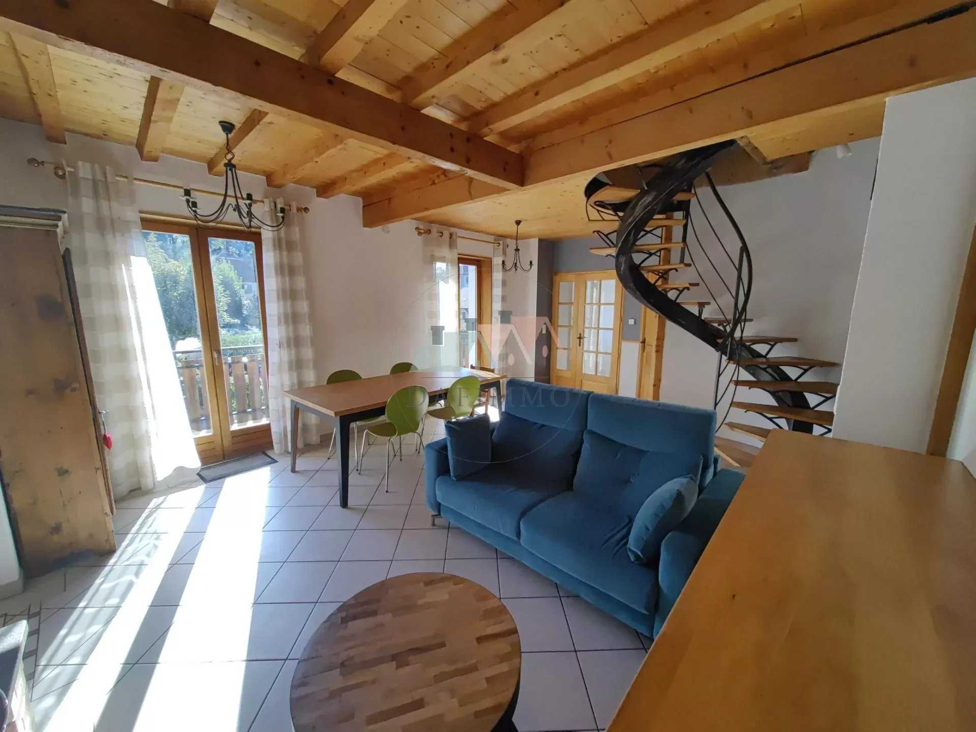 公寓 在 佩里尼耶, 奥弗涅-罗纳-阿尔卑斯大区 12501633