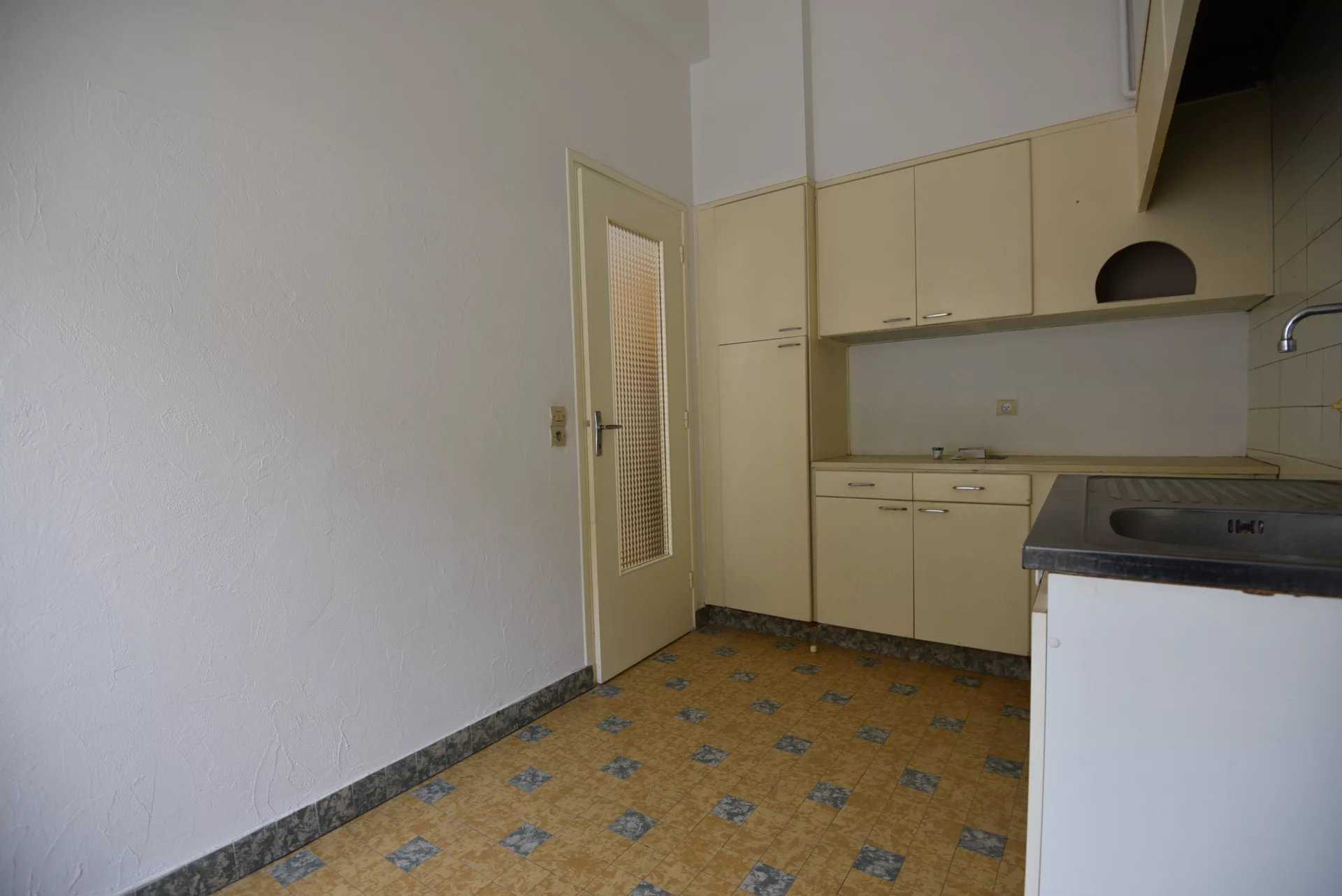 Condominium in Nice, Alpes-Maritimes 12501637