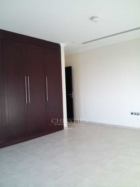 Huis in Dubai, Dubayy 12501900