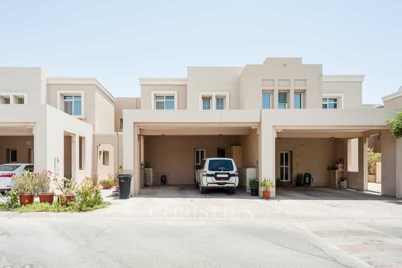 Haus im Dubai, Dubai 12502850