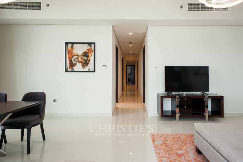 Condominium in Dubai, Dubayy 12503423
