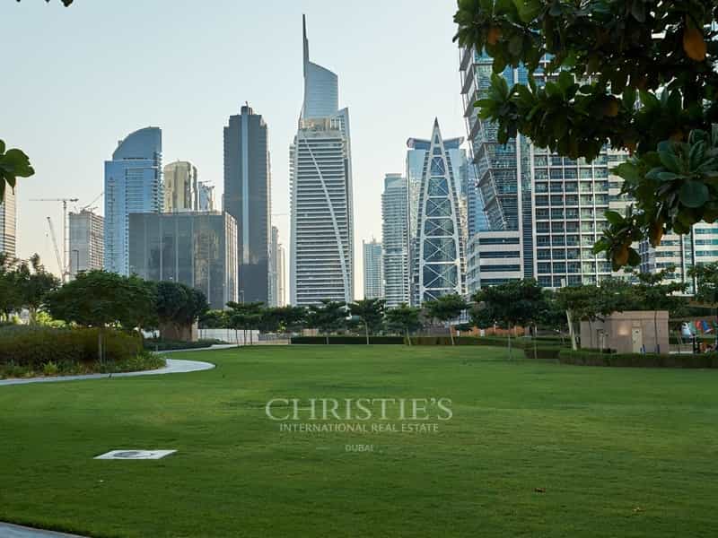 Detailhandel in Dubai, Dubayy 12505002