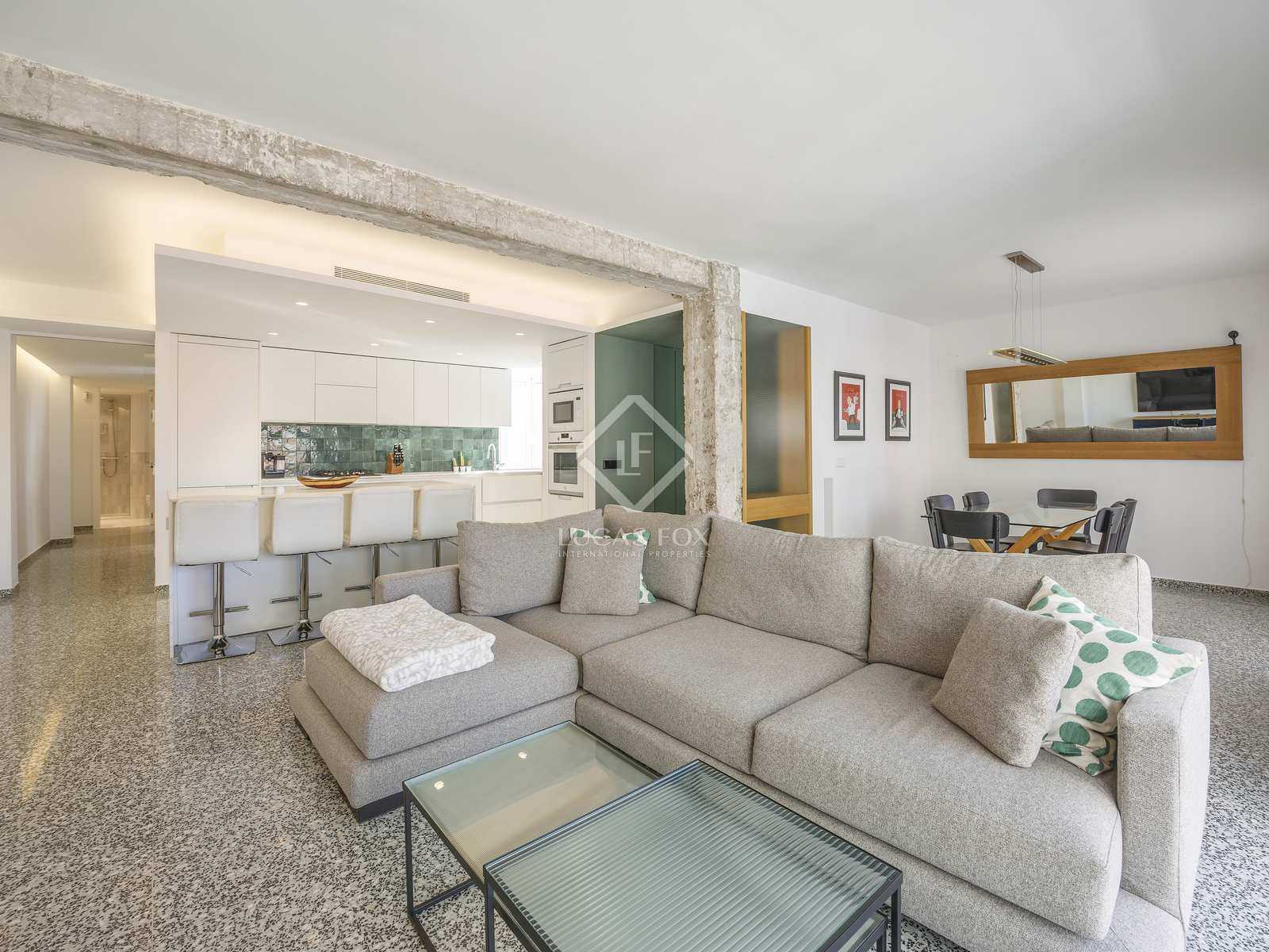 Condominium in El Grao, Valencia 12505211