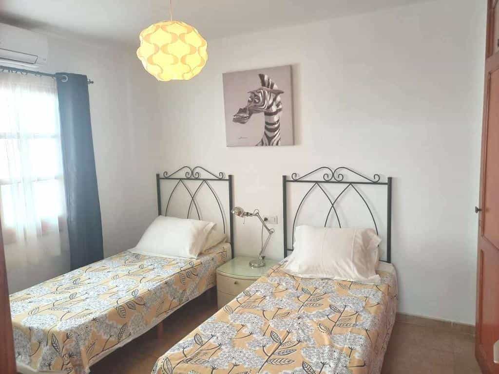 公寓 在 Puerto del Carmen, Canarias 12506130
