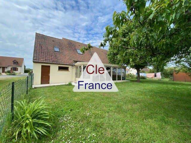 Dom w Saint-Martin-sur-Ocre, Centrum-Val de Loire 12506372