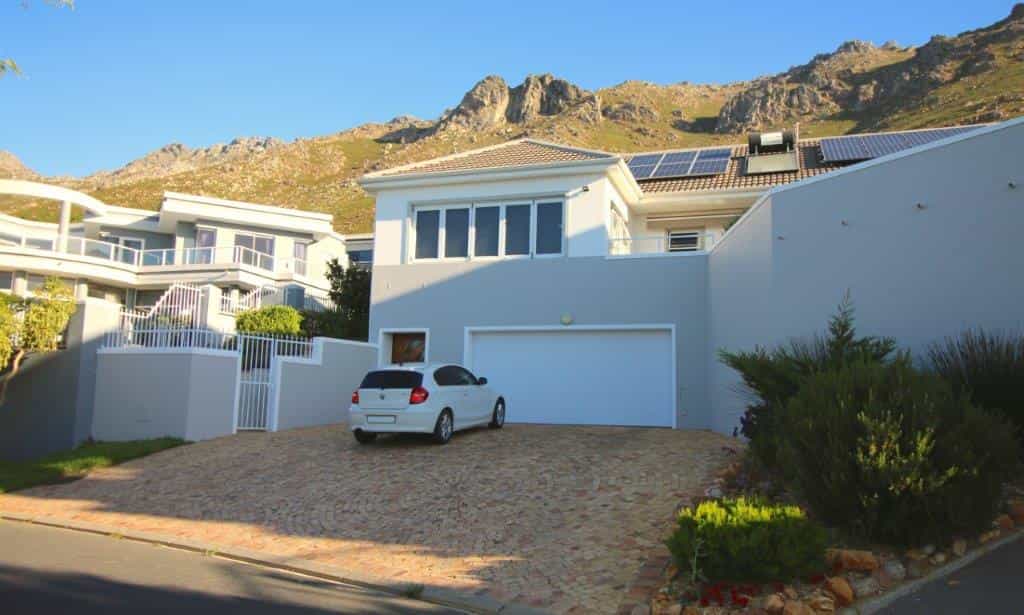 Hus i Gordon's Bay, Western Cape 12506592