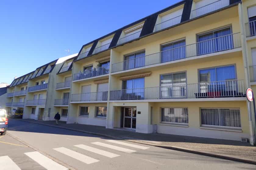 Condominium in Ploërmel, Brittany 12507676