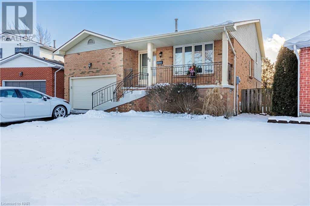 House in Thorold, Ontario 12508752