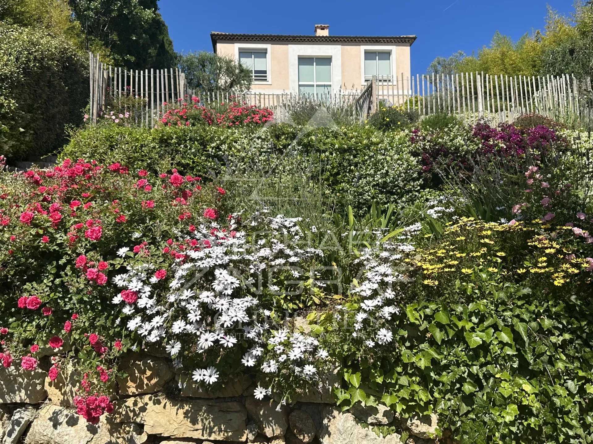 rumah dalam Villefranche-sur-Mer, Provence-Alpes-Côte d'Azur 12508766