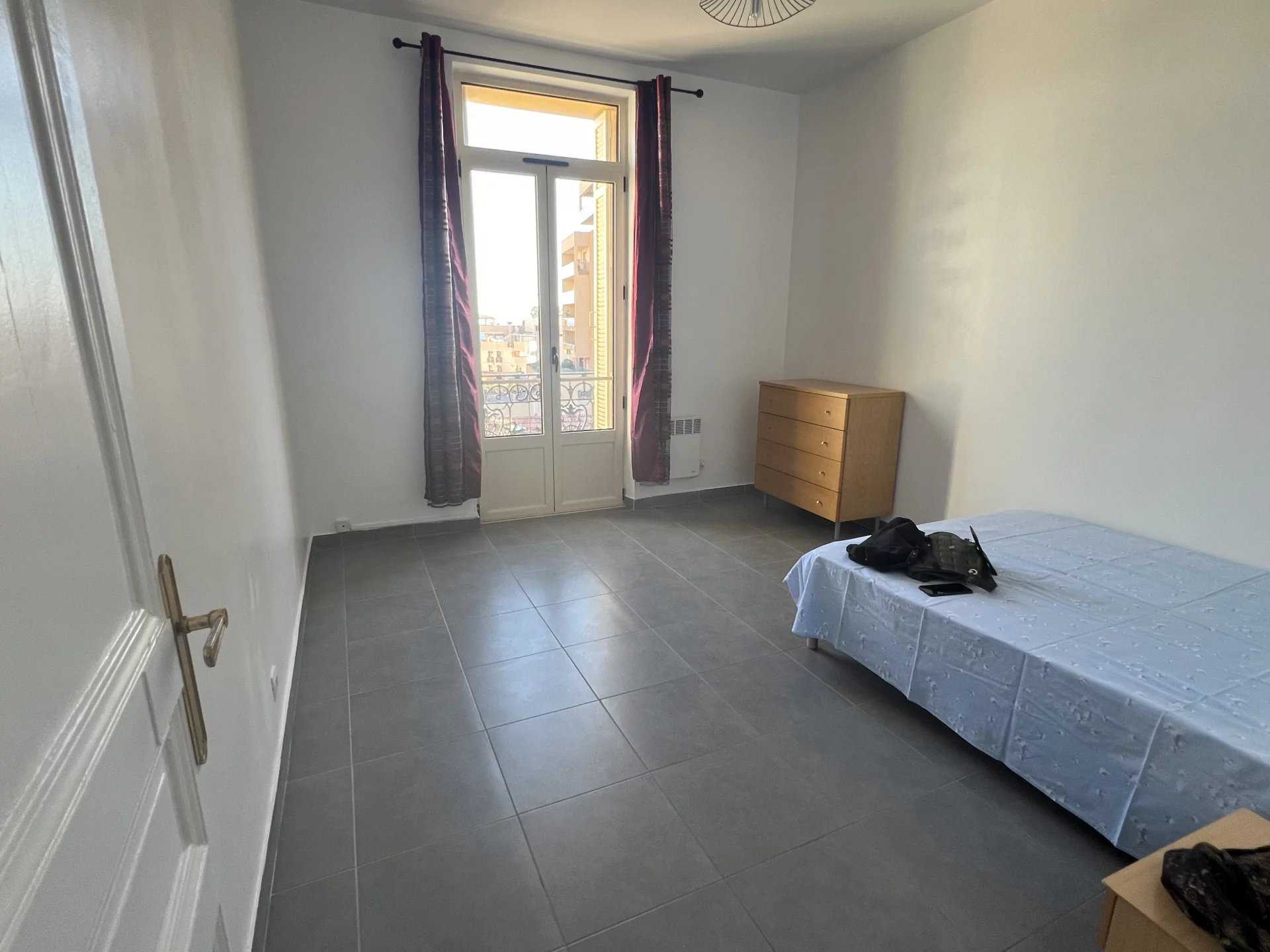 Eigentumswohnung im Beausoleil, Provence-Alpes-Côte d'Azur 12508827