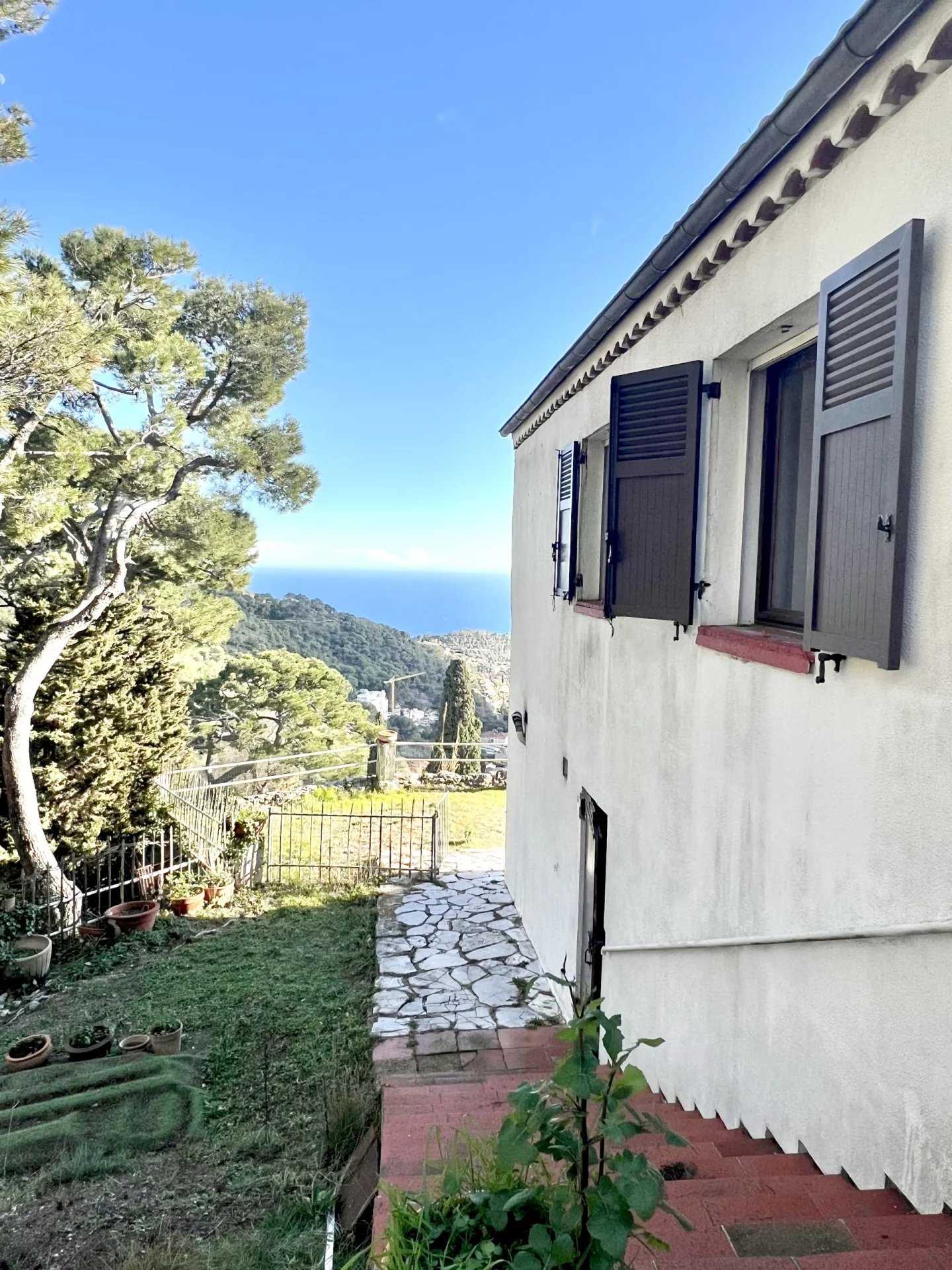 House in Eze, Provence-Alpes-Cote d'Azur 12508846