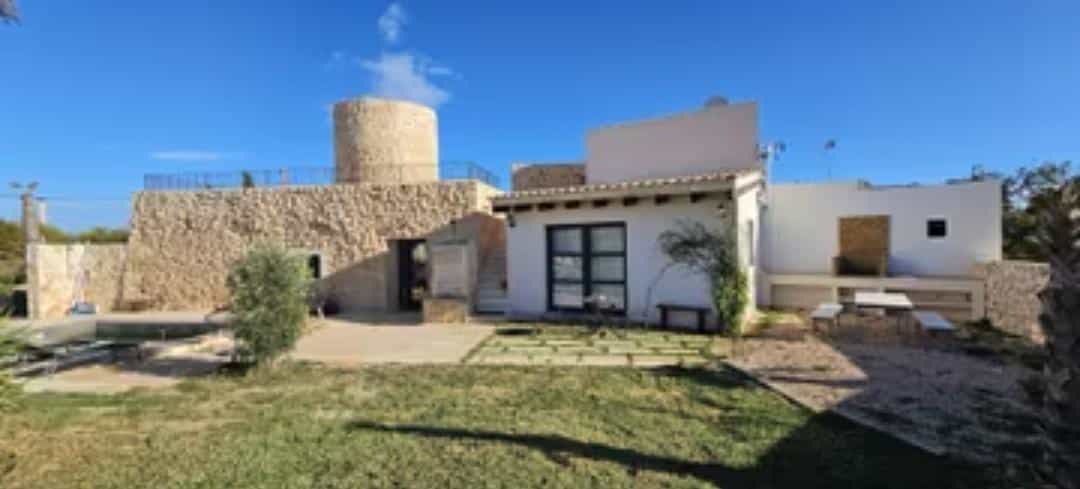 House in Felanitx, Balearic Islands 12509976