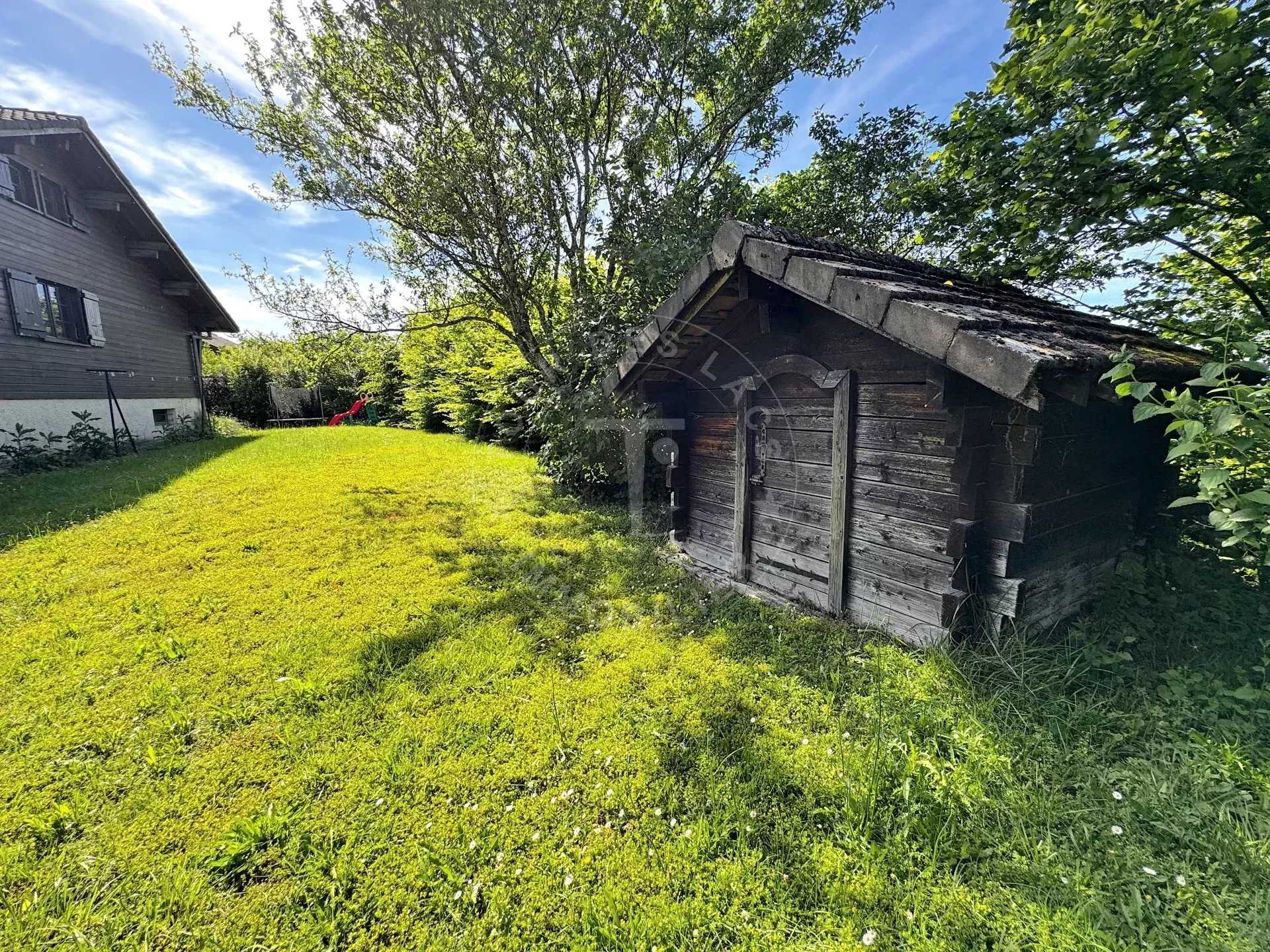 بيت في Seynod, Haute-Savoie 12512326