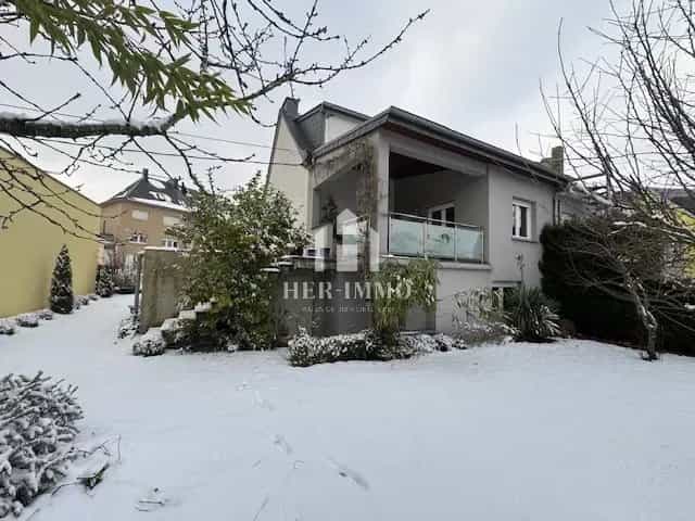بيت في Esch-sur-Alzette, Esch-sur-Alzette 12512328