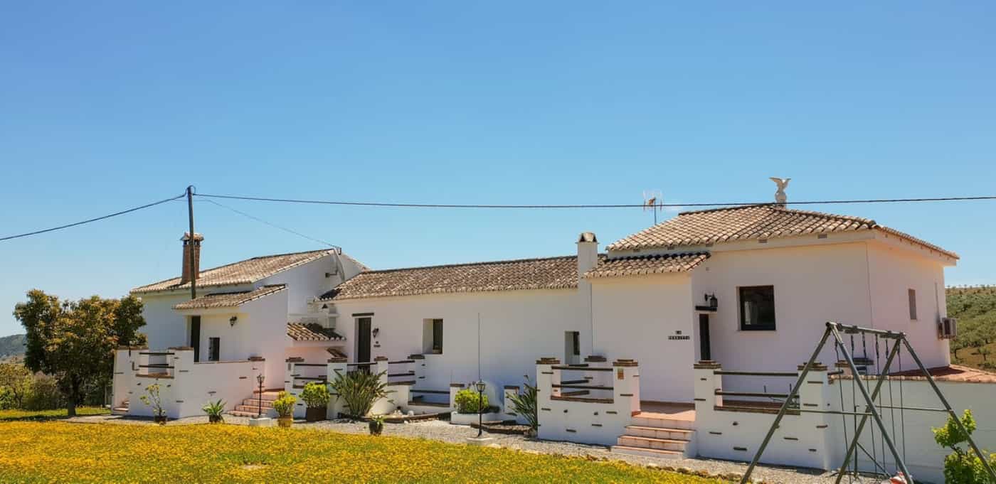 House in Casarabonela, Andalusia 12512922