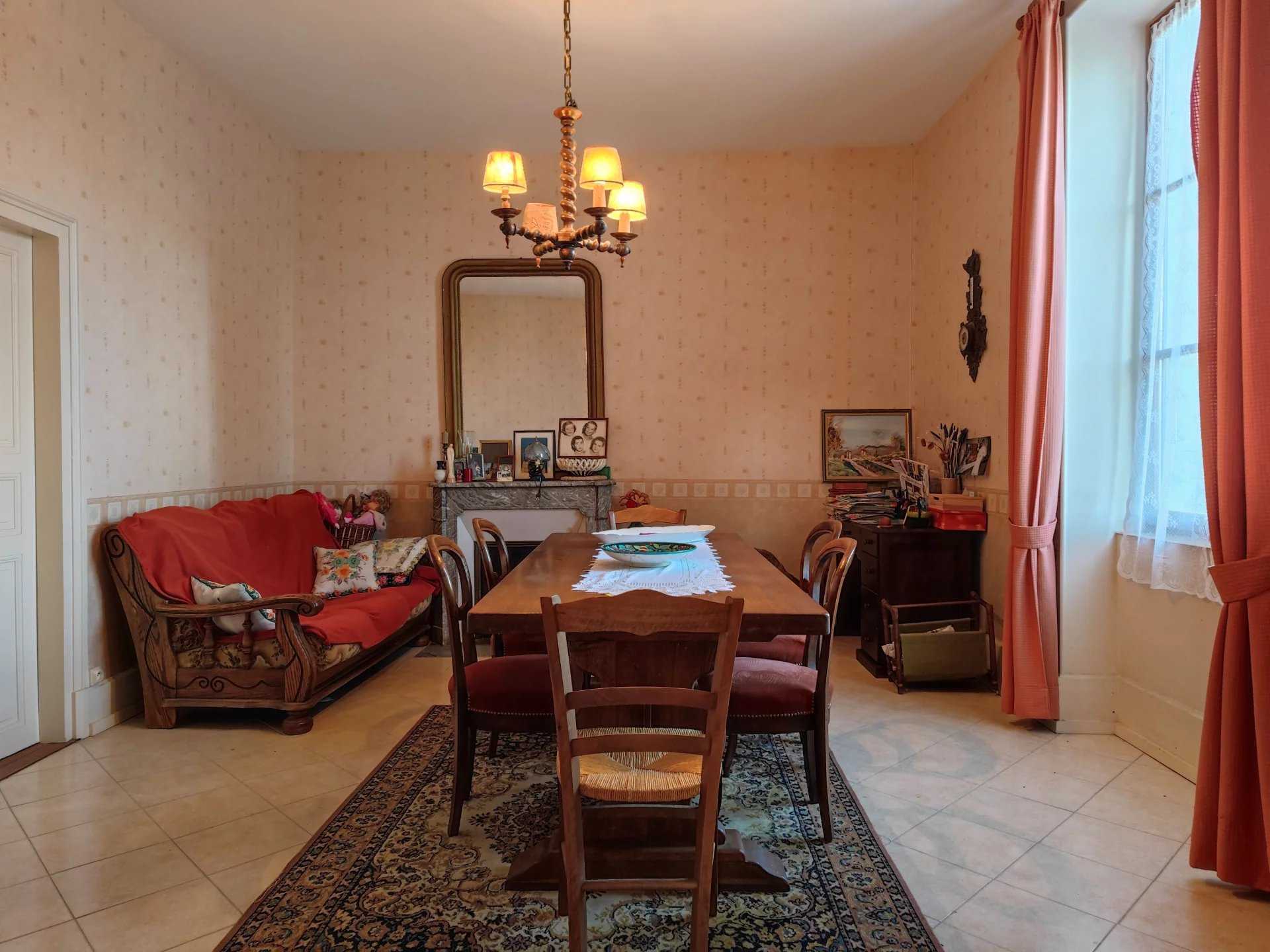 жилой дом в Remilly, Bourgogne-Franche-Comte 12513360