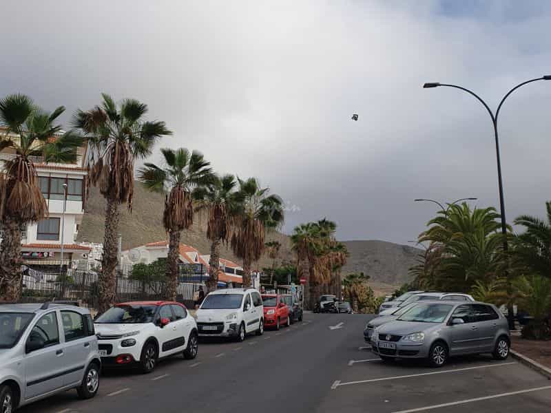 Промислові в Los Cristianos, Canary Islands 12514579