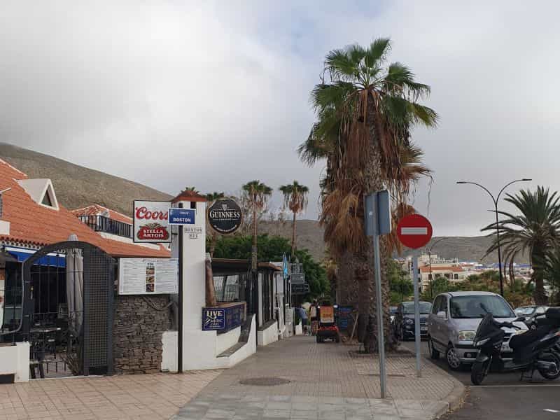 Przemysłowy w Los Cristianos, Canary Islands 12514579