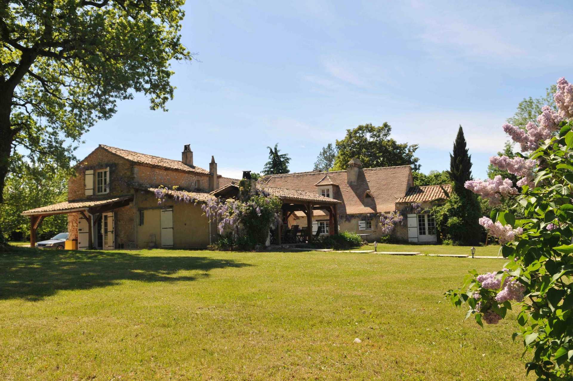 Rumah di Faux, Nouvelle-Aquitaine 12514641