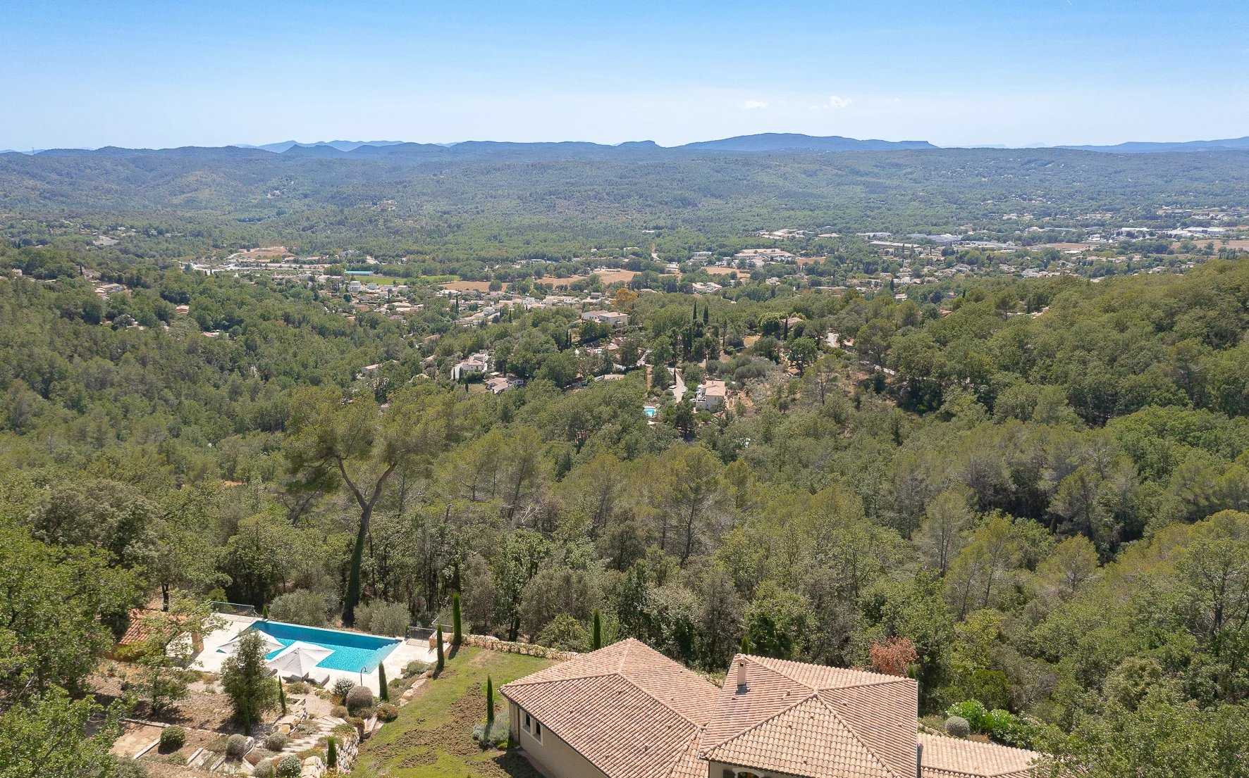 Hus i Montauroux, Provence-Alpes-Côte d'Azur 12514987