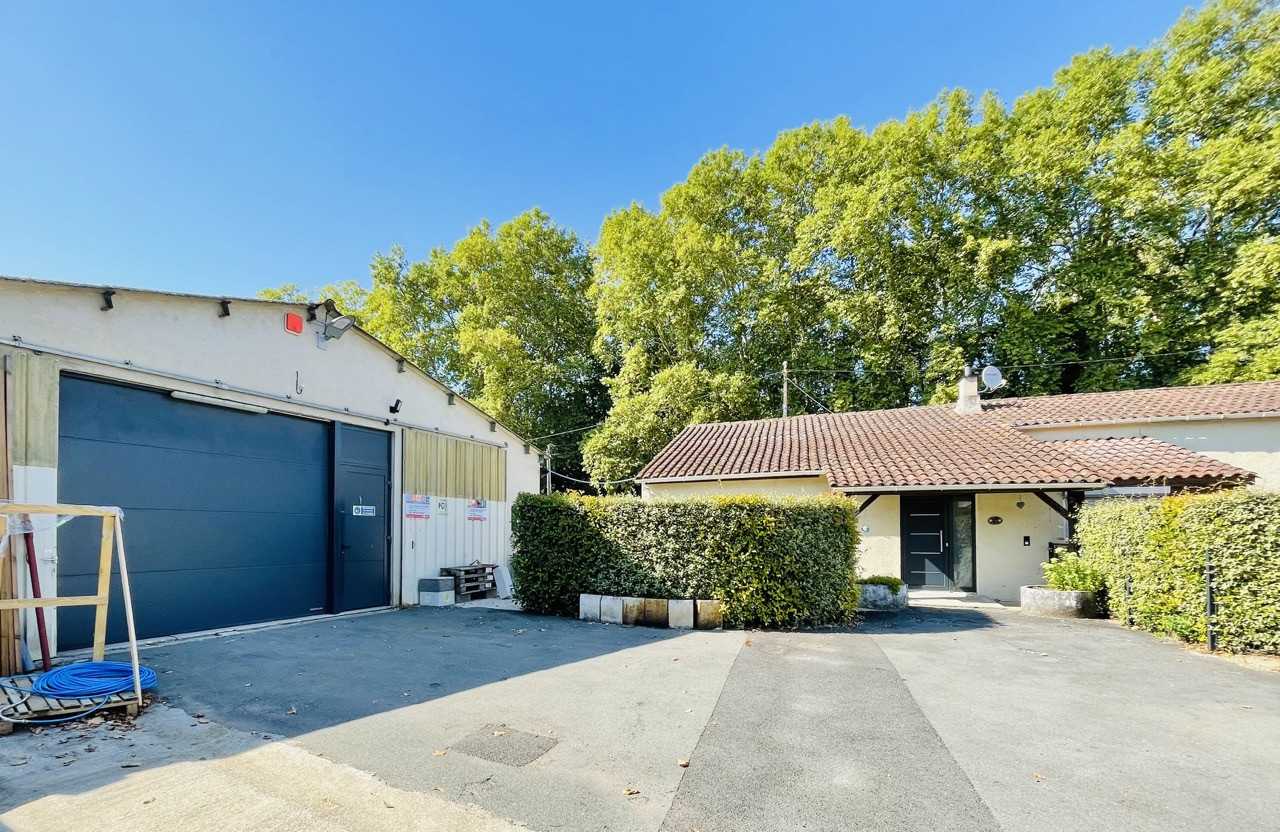 Huis in Lalinde, Nouvelle-Aquitaine 12514996
