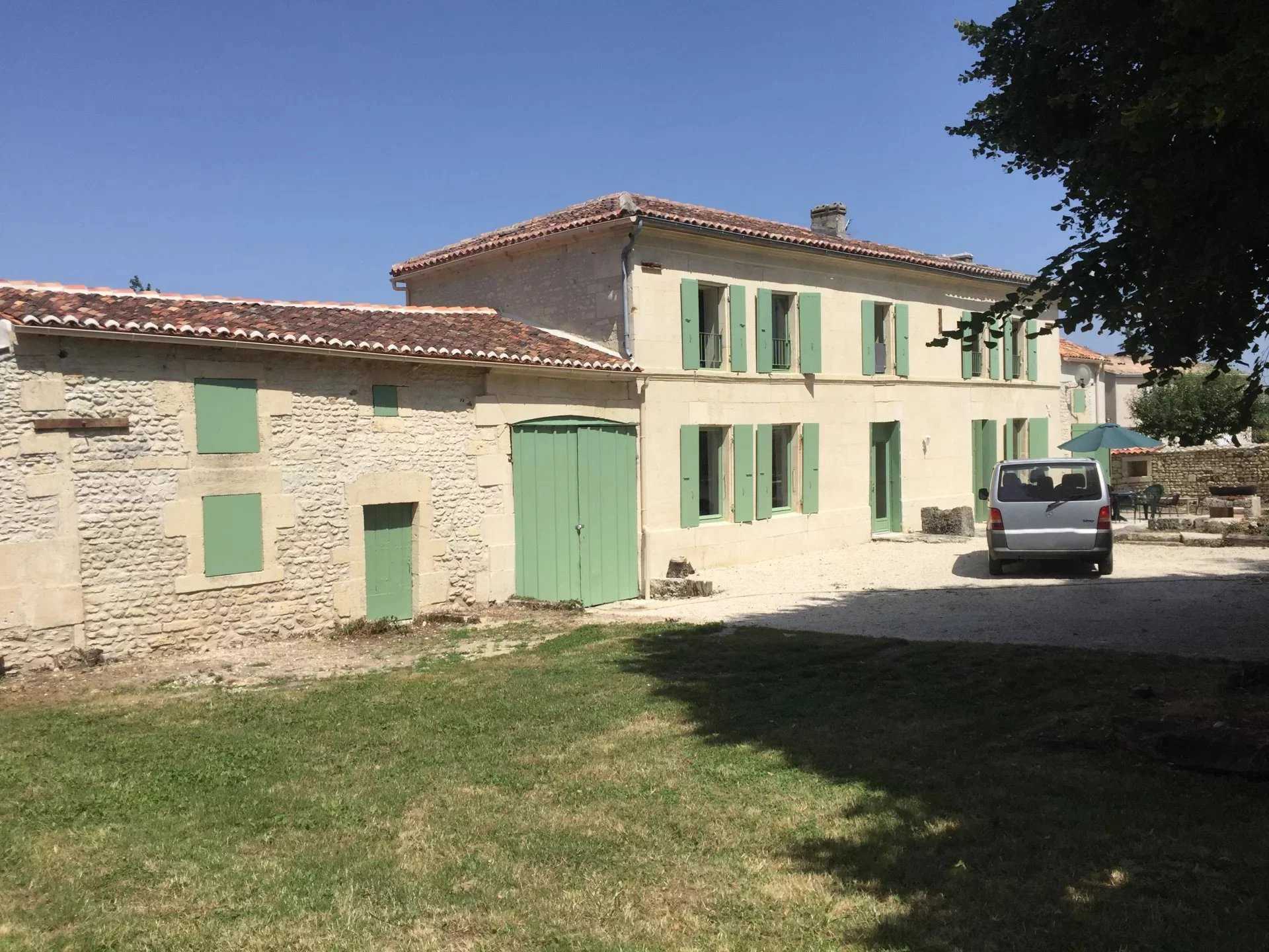 σπίτι σε Saint-Sulpice-de-Cognac, Nouvelle-Aquitaine 12515045
