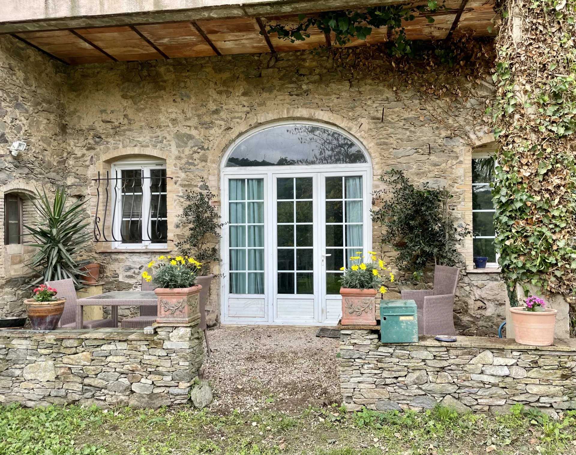 Huis in La Garde-Freinet, Provence-Alpes-Côte d'Azur 12515230