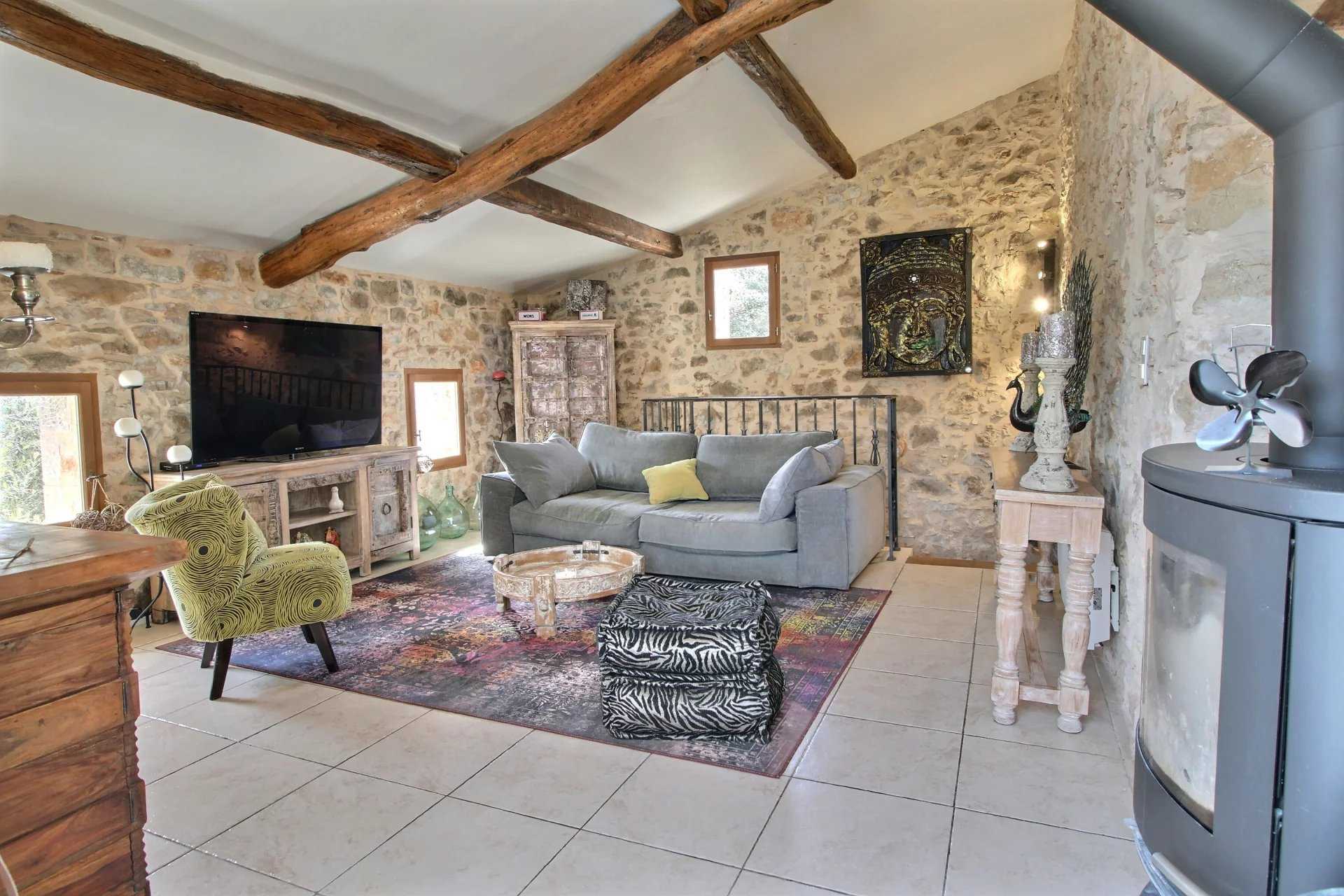 Casa nel Mons, Provence-Alpes-Côte d'Azur 12515241