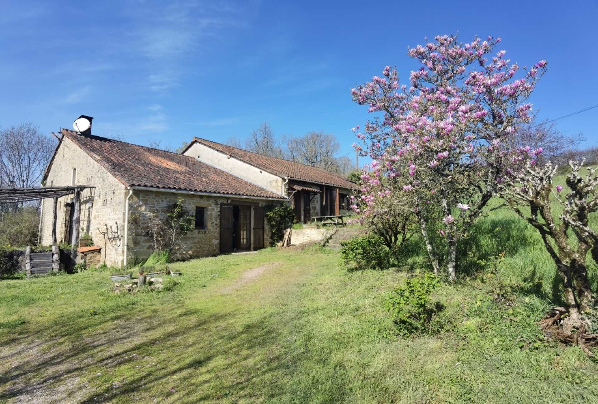 Dom w Thiviers, Nouvelle-Aquitaine 12515517