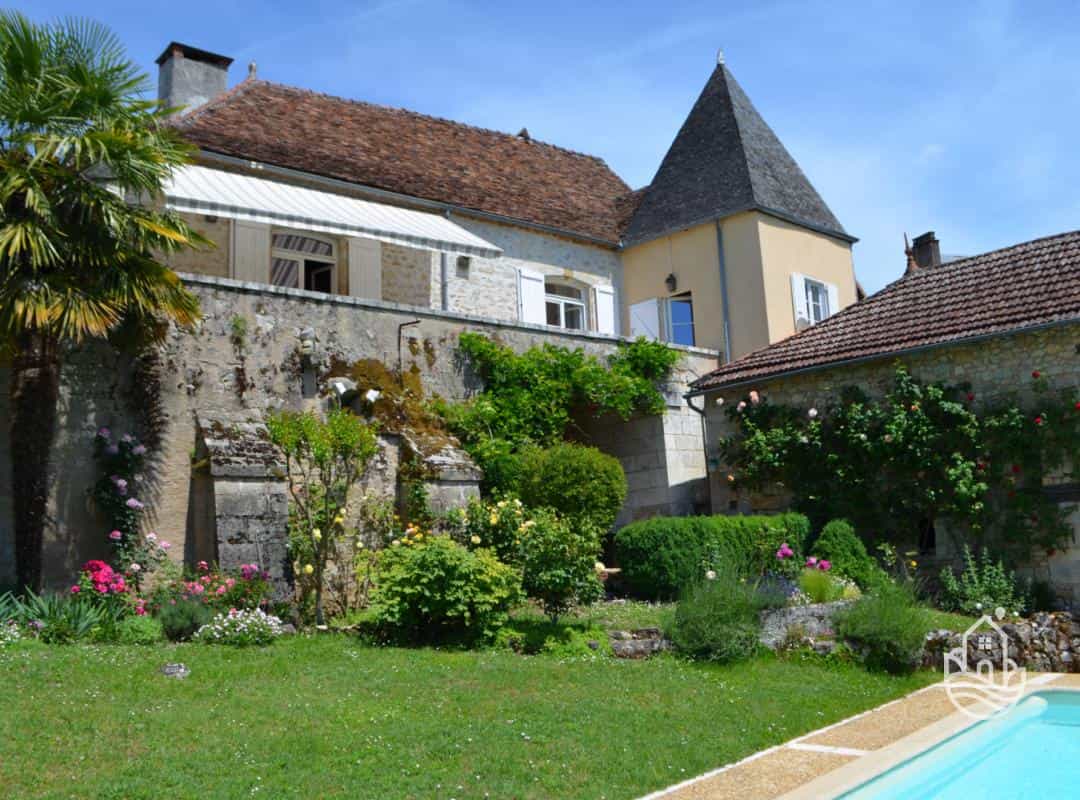 House in Aubas, Nouvelle-Aquitaine 12515656