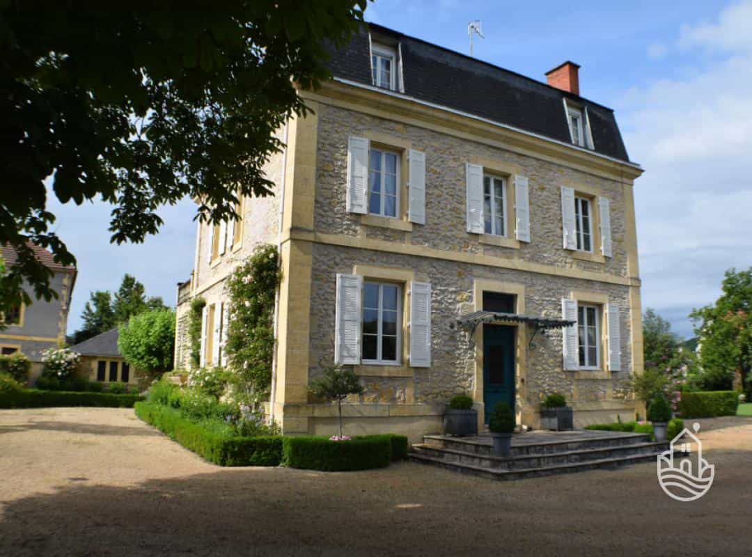 Dom w Aubas, Nouvelle-Aquitaine 12515660