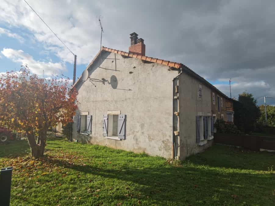 Будинок в Шасней-сюр-Боньєр, Новель-Аквітанія 12515736