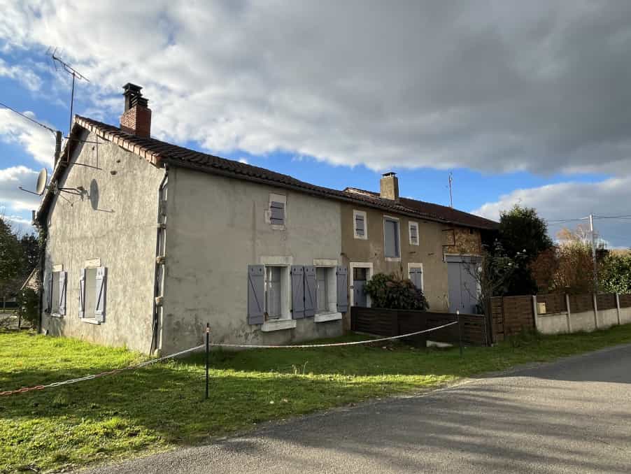 rumah dalam Chasseneuil-sur-Bonnieure, Nouvelle-Aquitaine 12515736
