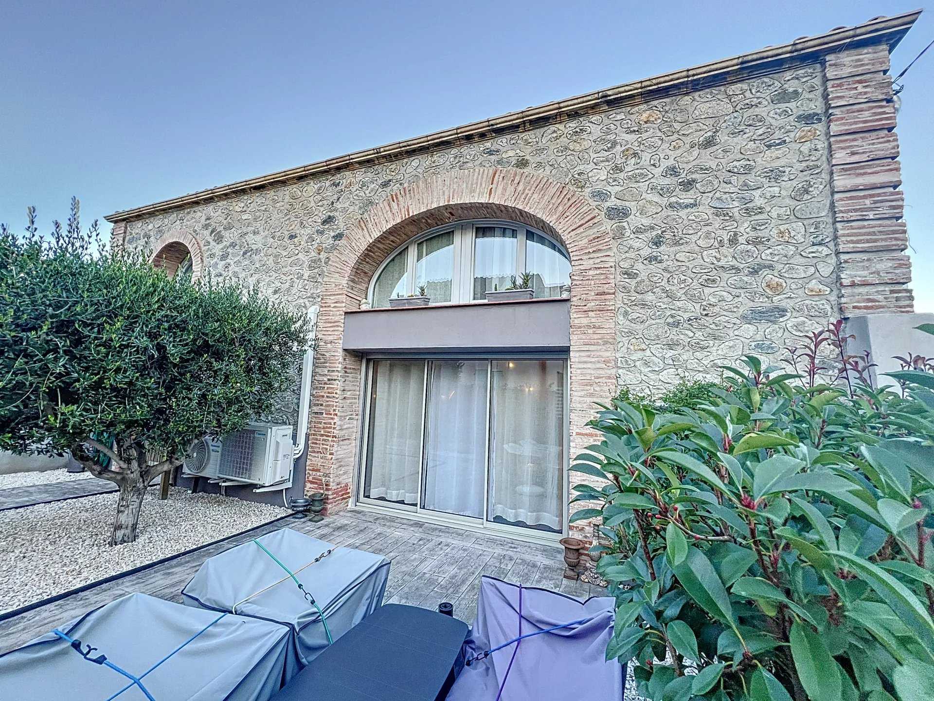 Talo sisään Ille-sur-Tet, Occitanie 12515750